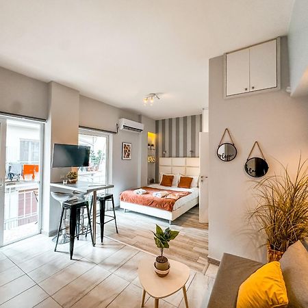 Walk To Markets From A Cozy Studio By Cielo Homes Афины Экстерьер фото